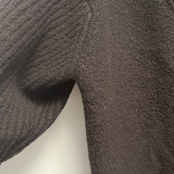 Tristan & Iseut Woolblend Vneck sweater - Picture 4 of 6